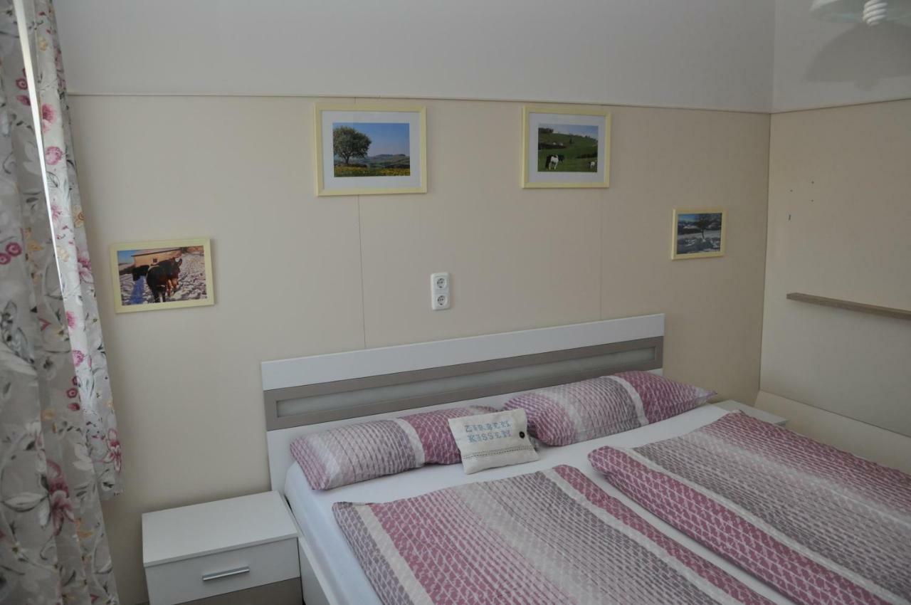 Haaghof Ertl Appartement Buitenkant foto